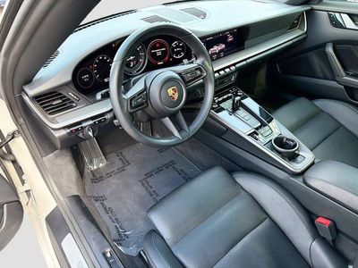 2020 Porsche 911 - Photo 24