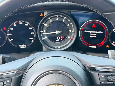2020 Porsche 911 - Photo 37