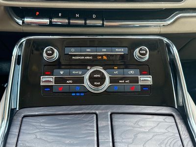 2023 Lincoln Navigator L - Photo 35