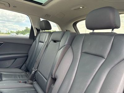 2021 Audi Q7 - Photo 12