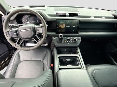 2023 Land Rover Defender - Photo 16