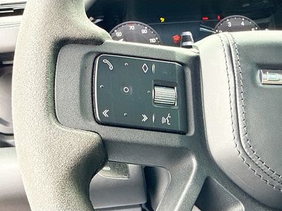 2023 Land Rover Defender - Photo 37