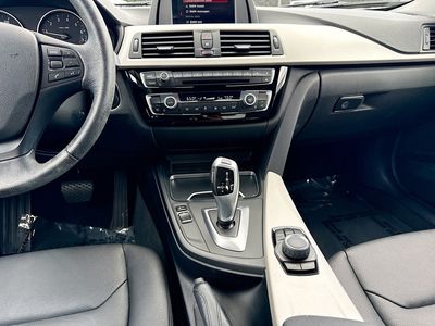2018 BMW 3 Series - Photo 18