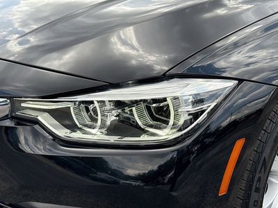 2018 BMW 3 Series - Photo 9