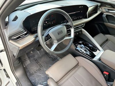 2025 Audi Q5 - Photo 25