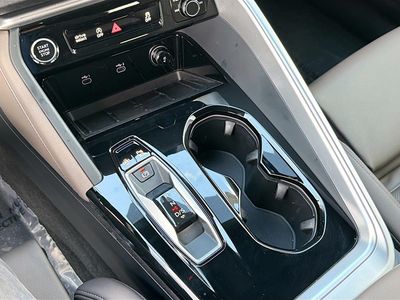 2025 Audi Q5 - Photo 28