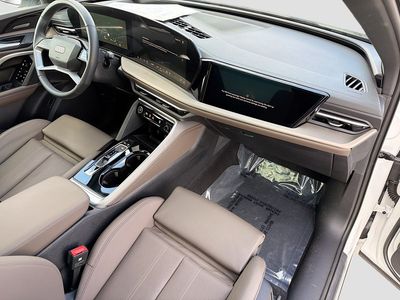2025 Audi Q5 - Photo 13