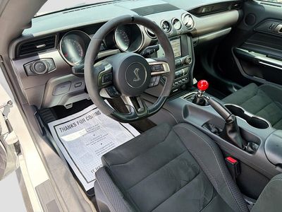 2017 Ford Mustang - Photo 23