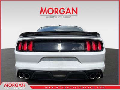 2017 Ford Mustang - Photo 4