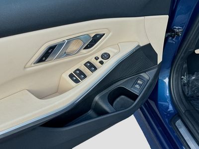 2023 BMW 3 Series - Photo 22