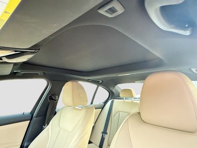 2023 BMW 3 Series - Photo 26