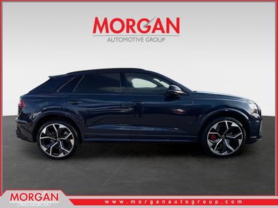 2024 Audi RS Q8 - Photo 2
