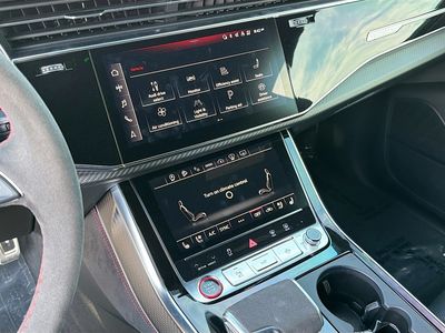2024 Audi RS Q8 - Photo 27