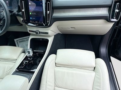 2023 Volvo XC40 - Photo 18