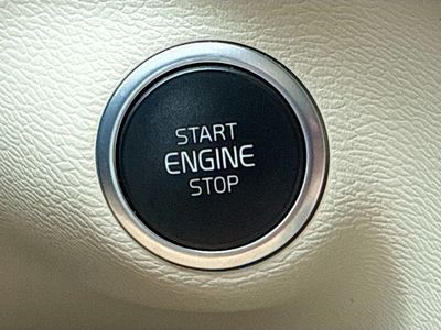2023 Volvo XC40 - Photo 37