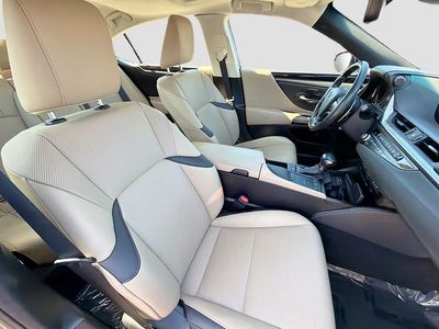 2021 Lexus ES - Photo 13