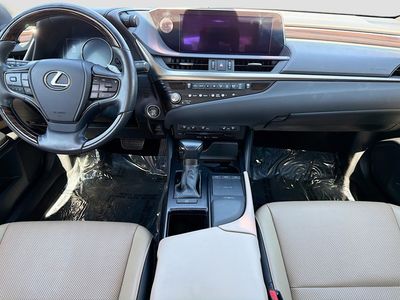 2021 Lexus ES - Photo 17