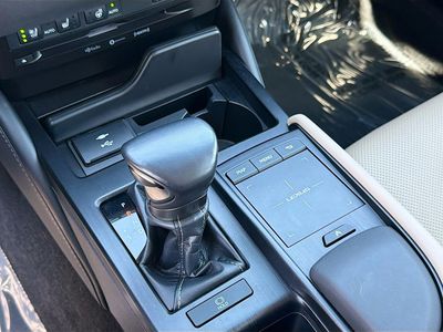2021 Lexus ES - Photo 27