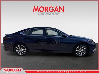 2021 Lexus ES - Photo 2