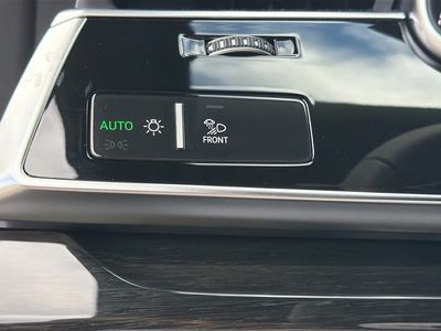 2026 Audi Q8 - Photo 35