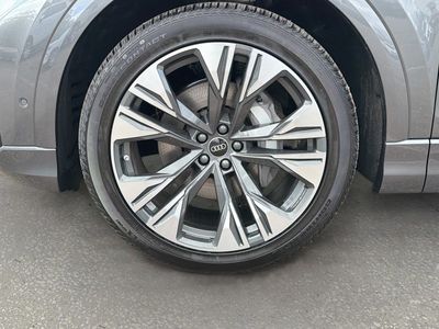 2026 Audi Q8 - Photo 41