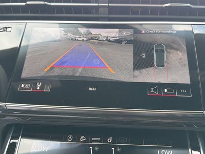 2026 Audi Q8 - Photo 33