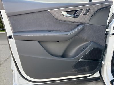2026 Audi SQ7 - Photo 21