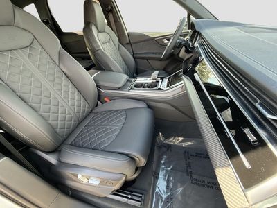 2026 Audi SQ7 - Photo 14