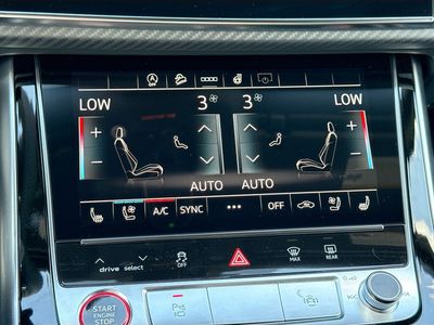 2026 Audi SQ7 - Photo 33