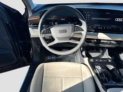 2025 Audi Q6 e-tron - Photo 16