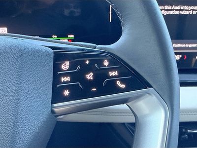 2025 Audi Q6 e-tron - Photo 37