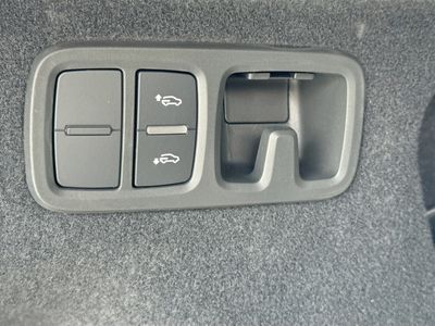 2026 Audi Q8 - Photo 13