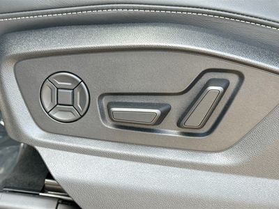 2026 Audi Q8 - Photo 30