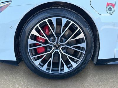 2026 Audi S e-tron GT - Photo 39