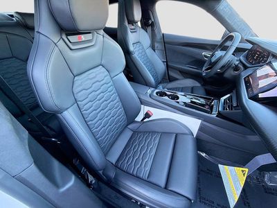 2026 Audi S e-tron GT - Photo 14