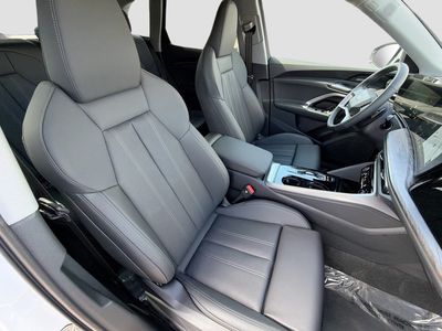 2025 Audi Q5 - Photo 15