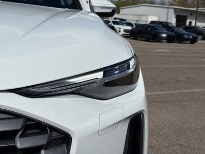 2025 Audi Q5 - Photo 9