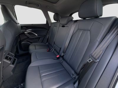 2025 Audi Q5 - Photo 21
