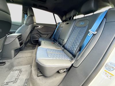 2026 Audi RS Q8 - Photo 19