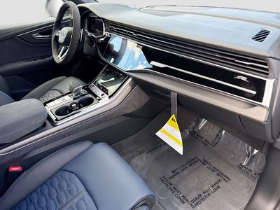 2026 Audi RS Q8 - Photo 12