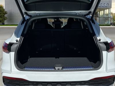 2025 Audi Q5 - Photo 11