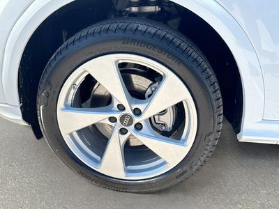 2025 Audi Q5 - Photo 40