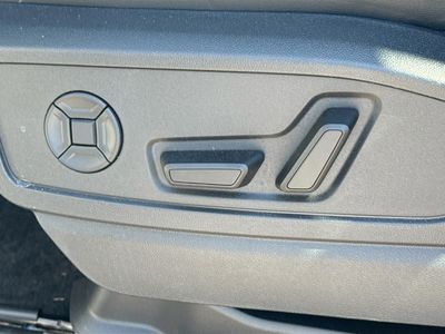2025 Audi Q5 - Photo 24