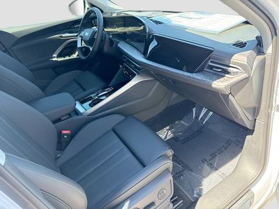 2025 Audi Q5 - Photo 13