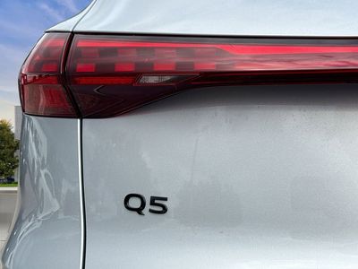2025 Audi Q5 - Photo 10