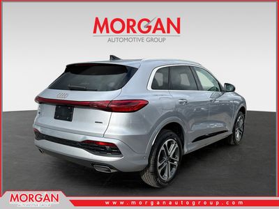 2025 Audi Q5 - Photo 3