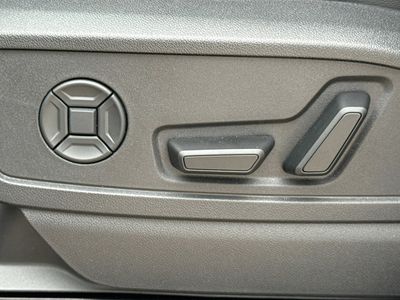 2025 Audi Q5 - Photo 23
