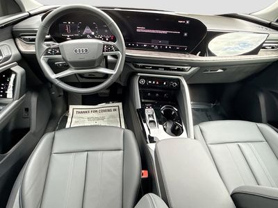 2025 Audi Q5 - Photo 14