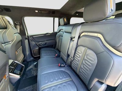 2023 Rivian R1S - Photo 23
