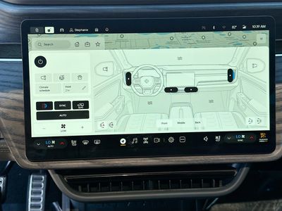 2023 Rivian R1S - Photo 36